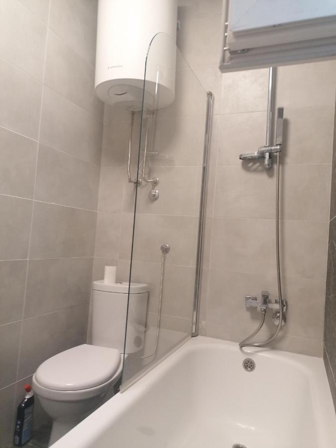 Apartamento Natasa Belgrado Exterior foto